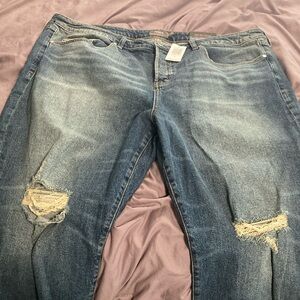 Torrid - Distressed Straight Leg - High Rise